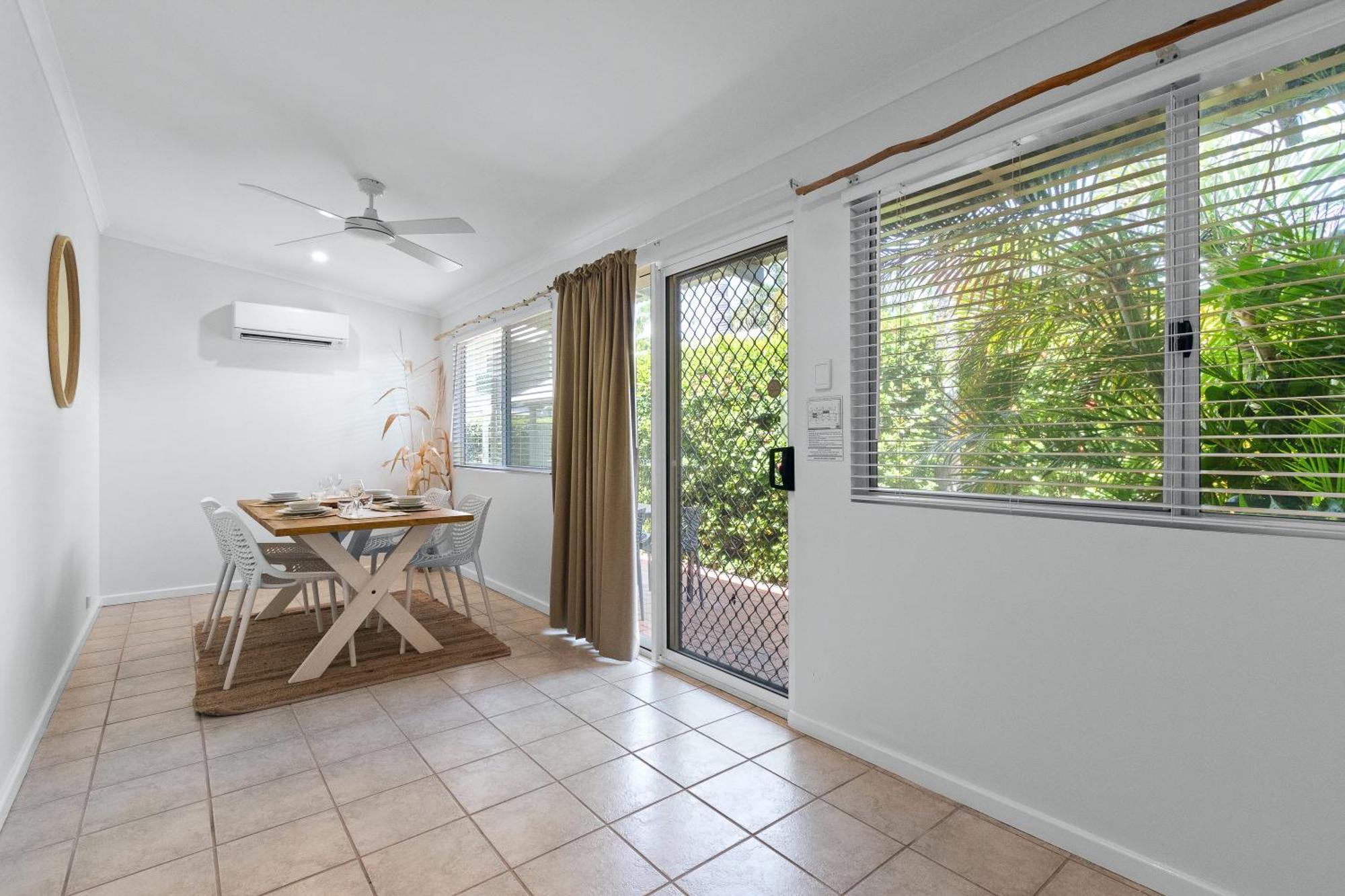 Cable Beachside Villas Broome Esterno foto